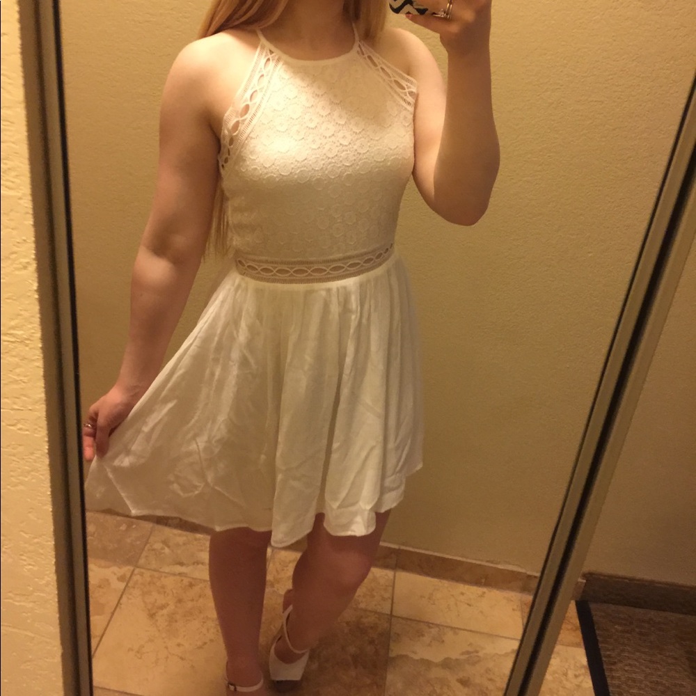White lace dress